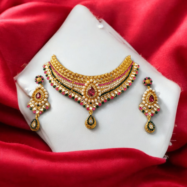 Exclusive Necklace and Earring Set With Stone work